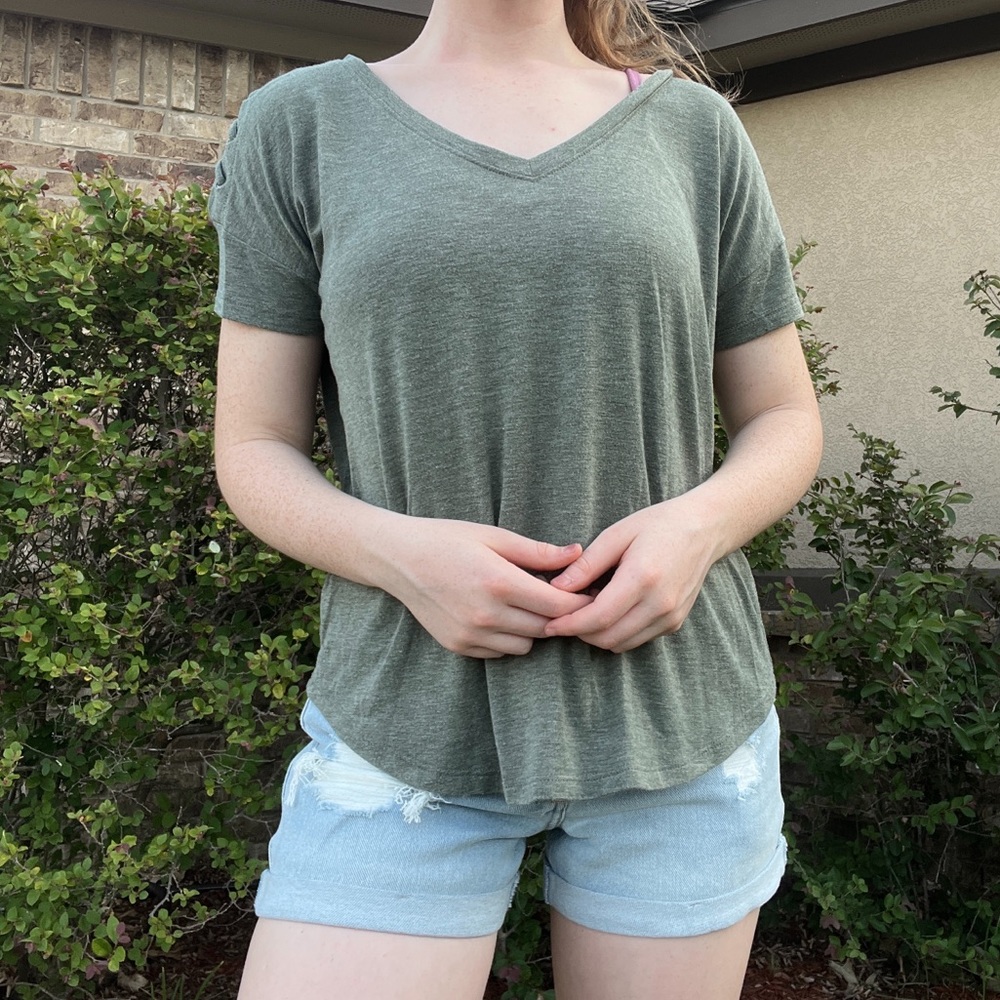 relaxed fit green t shirt